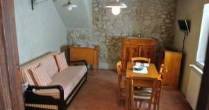 Soggiorno in legno albergo Robur Marsorum